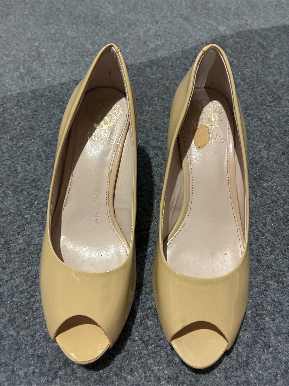 👠 Vince Camuto Women's Peep-Toe Pumps